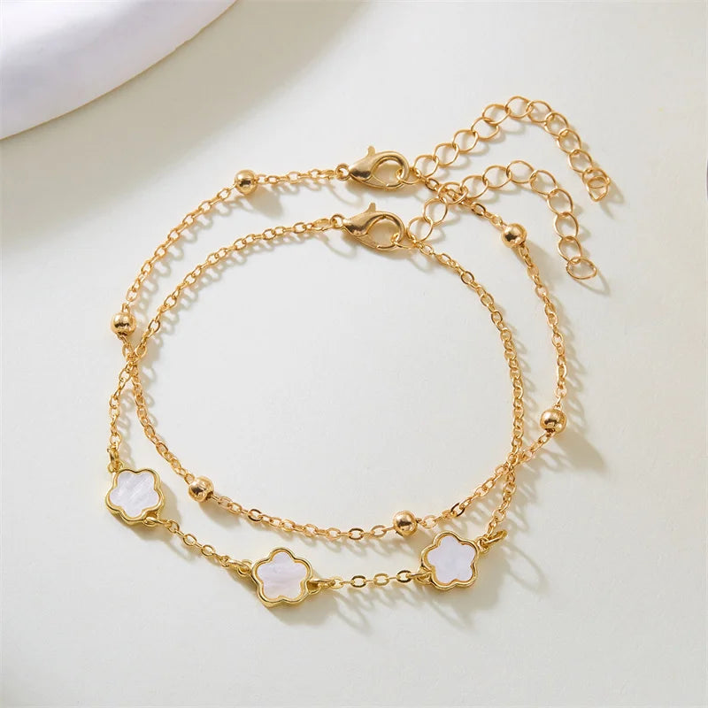 Bracelet design floral